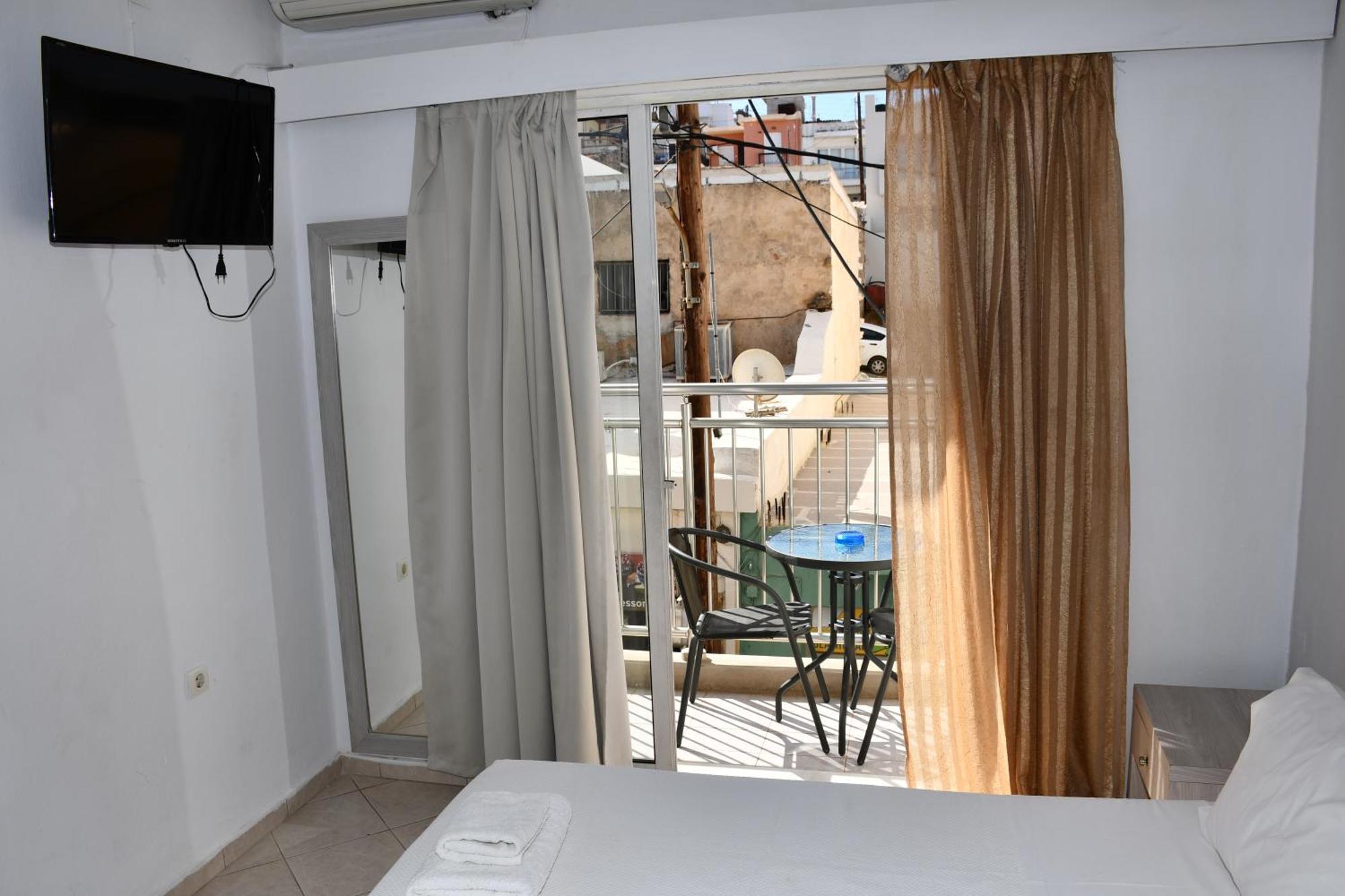 Aristea Hotel Элунда Экстерьер фото